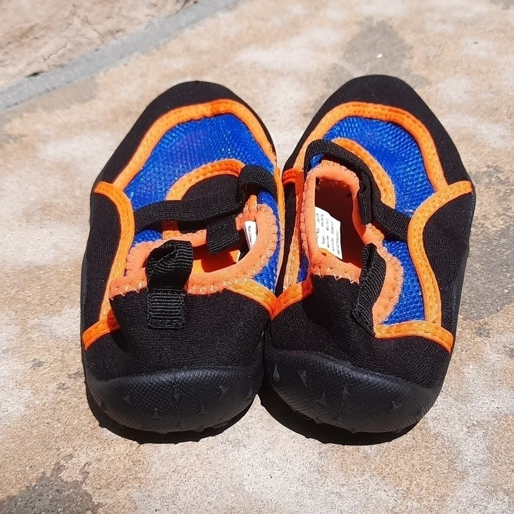 Kids Slip On Water Shoes Mesh Aqua Socks Black Blue Orange Large 9/10